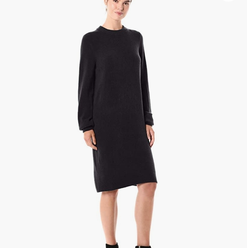 NWOT knee length sweater dress
